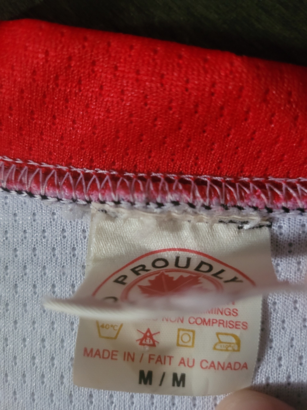 Proudly Canadian Red Hockey Jersey - Picture 3 of 4